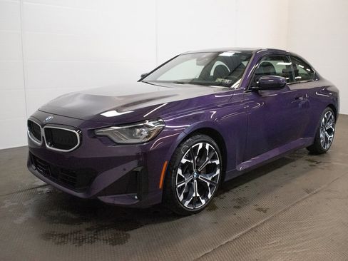 Certified 2025 BMW 230i xDrive Coupe w/ Premium Package image 8