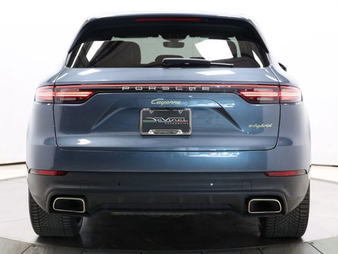 Used 2019 Porsche Cayenne E-Hybrid Sport Utility 4D image 67