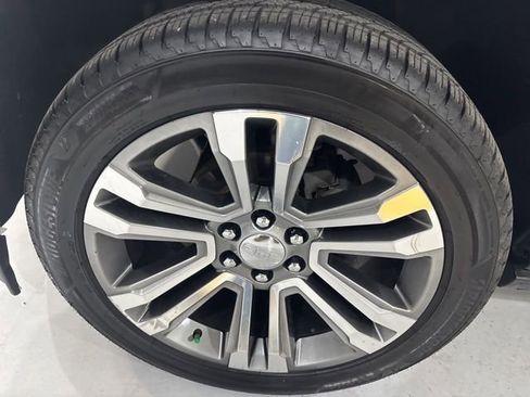 Used 2018 GMC Yukon XL Denali w/ Denali Ultimate Package AWD/4WD image 41