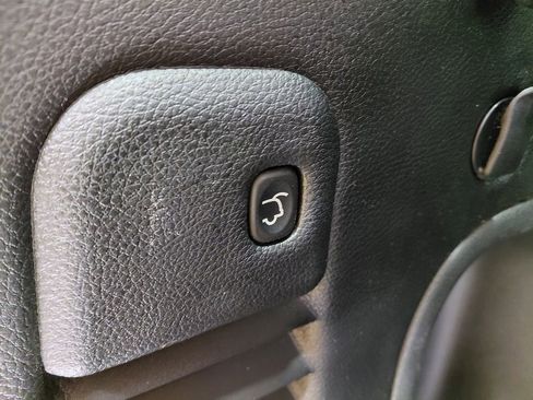 Certified 2021 Jeep Grand Cherokee Limited w/ Premium Lighting Group image 48