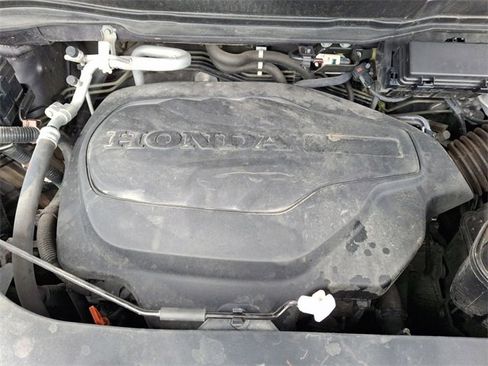 Certified 2021 Honda Pilot Touring image 27