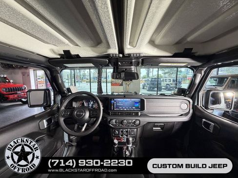 Used 2026 Jeep Wrangler Unlimited Rubicon AWD/4WD image 22