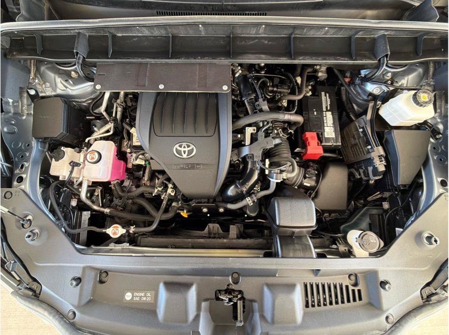 Used 2023 Toyota Highlander LE AWD/4WD image 30