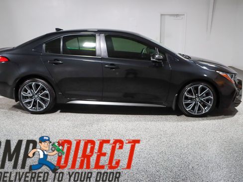 Used 2022 Toyota Corolla SE FWD image 6