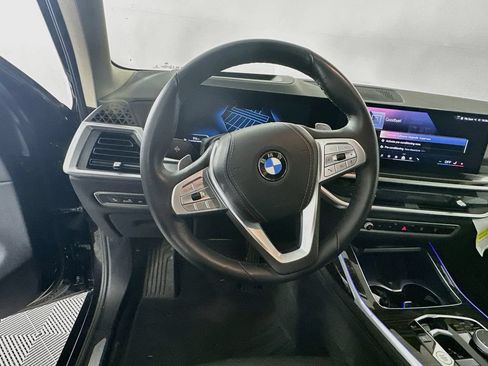 Used 2024 BMW X7 xDrive40i AWD/4WD image 16