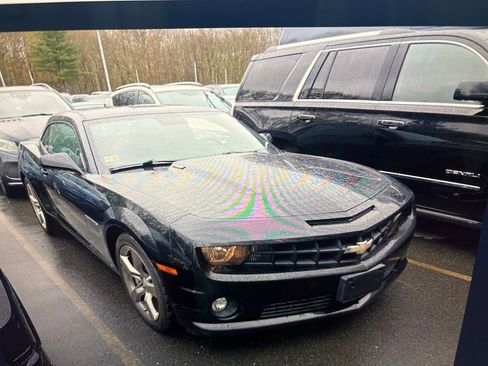 Used 2010 Chevrolet Camaro SS RWD image 4