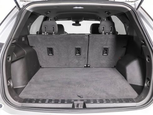 Used 2020 Chevrolet Equinox LT image 39