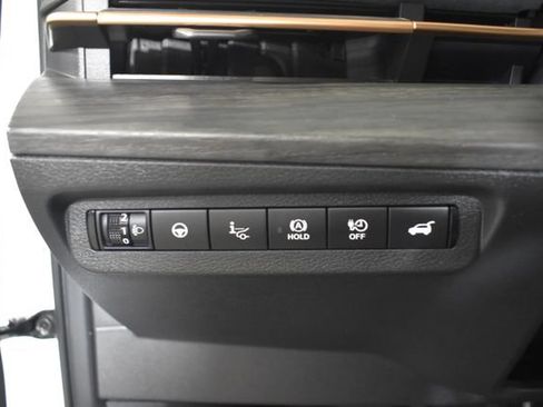 Certified 2024 Nissan Ariya AWD image 14
