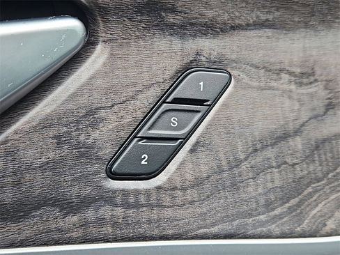 Used 2023 Jeep Grand Cherokee 4WD 4xe image 21