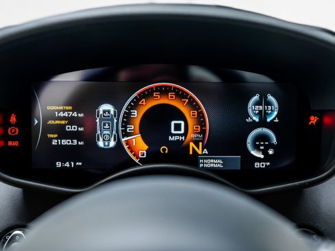 Used 2020 McLaren 600LT Spider RWD image 52