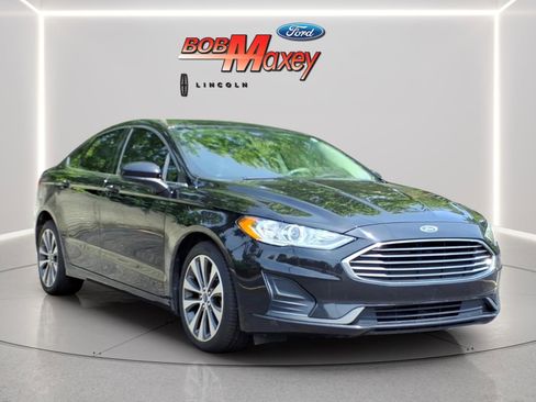 Used 2020 Ford Fusion SE AWD/4WD image 3