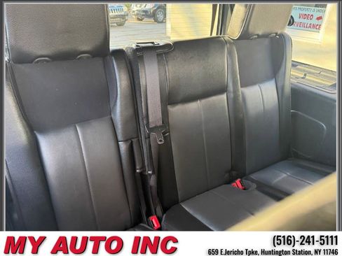 Used 2011 Ford Expedition XLT w/ 203A Rapid Spec Order Code image 30
