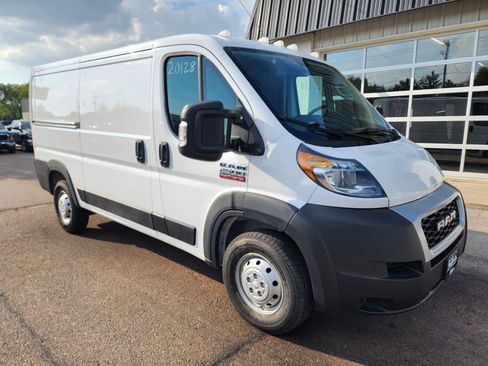 Used 2021 RAM ProMaster 2500 image 2