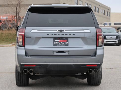 Used 2022 Chevrolet Suburban High Country image 10