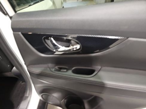 Certified 2020 Nissan Rogue SL w/ Premium Package image 24