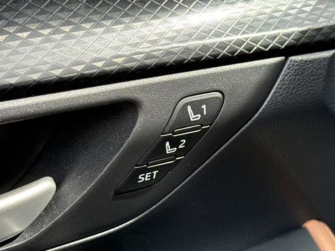 Used 2025 Toyota Grand Highlander AWD Hybrid image 23