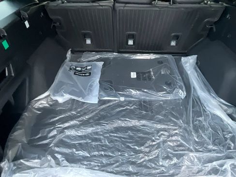Used 2026 Subaru Outback Premium AWD/4WD image 23