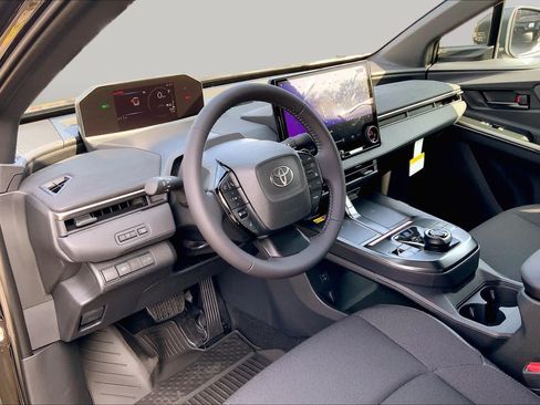 New 2026 Toyota C-HR AWD/4WD image 8