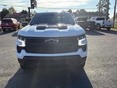 Certified 2025 Chevrolet Silverado 1500 LT Trail Boss w/ Convenience Package II image 2