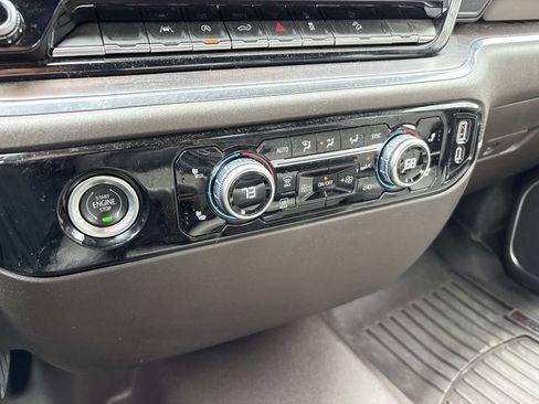 Used 2023 GMC Sierra 1500 SLT w/ X31 Off-Road Package image 25