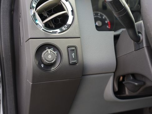 Used 2014 Ford F250 XLT AWD/4WD image 18