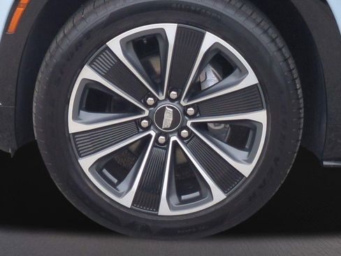 Certified 2026 Cadillac Vistiq Premium Luxury AWD/4WD image 13