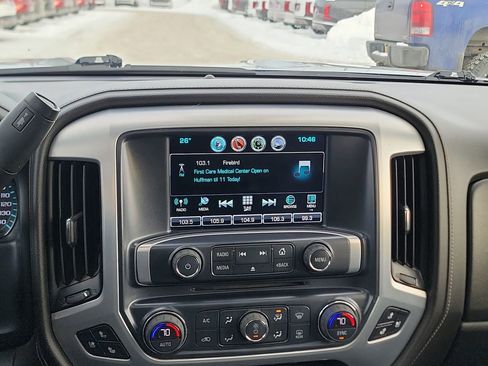 Used 2018 GMC Sierra 1500 SLT image 16