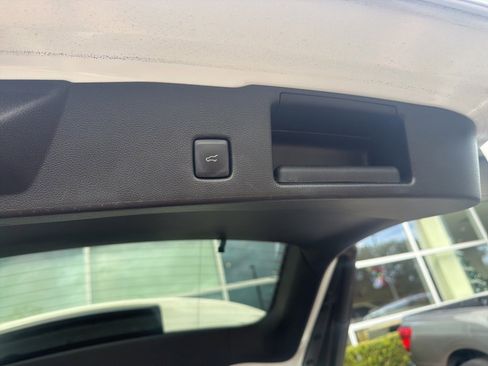 Certified 2022 Ford Escape SEL w/ Technology Package image 12