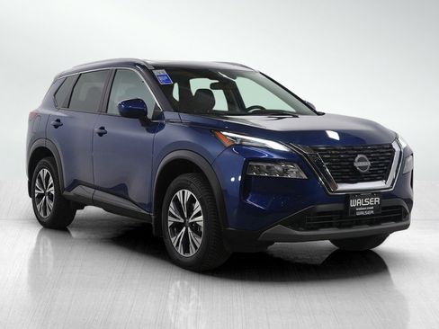 Used 2023 Nissan Rogue SV w/ SV Premium B Package image 7