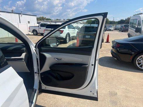 New 2026 Hyundai Tucson Limited FWD image 78