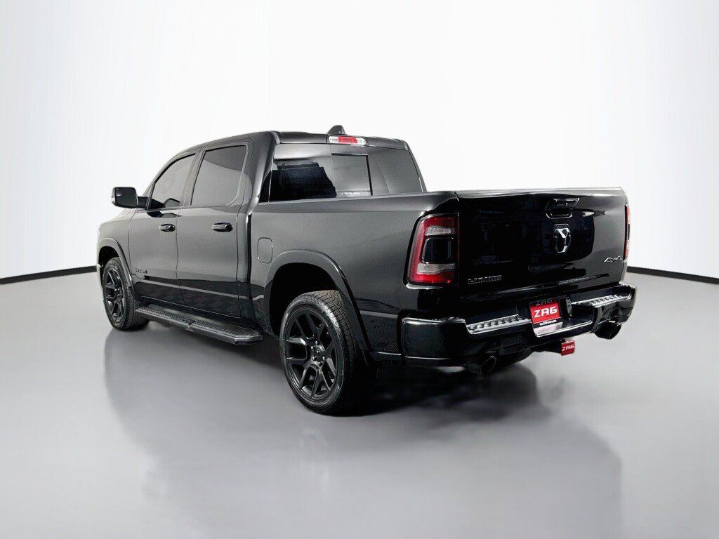 Used 2021 RAM 1500 Laramie AWD/4WD image 3