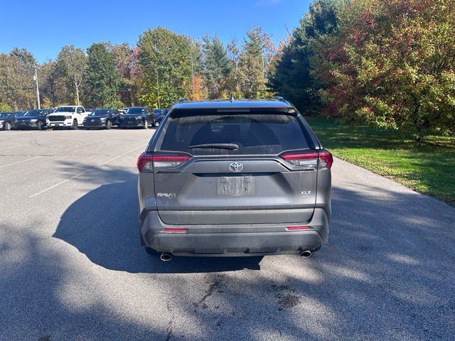 Used 2023 Toyota RAV4 XLE w/ Convenience Package AWD/4WD image 4
