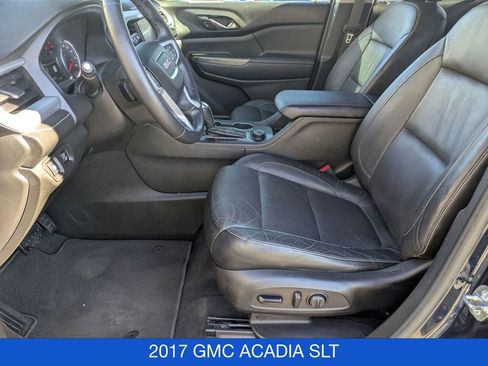 Used 2017 GMC Acadia SLT image 32