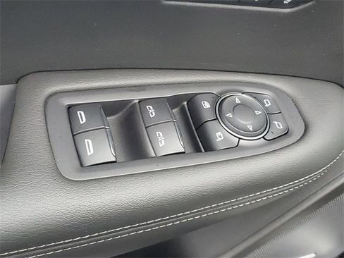 Certified 2024 Cadillac XT6 Luxury image 18