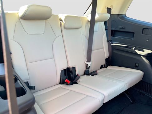 Used 2022 Kia Telluride EX w/ EX Premium Package image 28