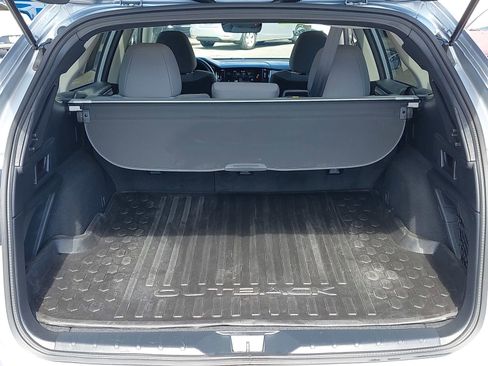 Used 2025 Subaru Outback Premium image 12