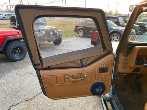 Used 1995 Jeep Wrangler Rio Grande image 31