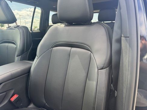 New 2025 Jeep Grand Cherokee Limited w/ Luxury Tech Group II image 31