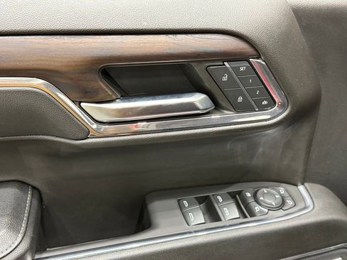 Used 2024 GMC Sierra 1500 SLT w/ SLT Premium Plus Package image 22