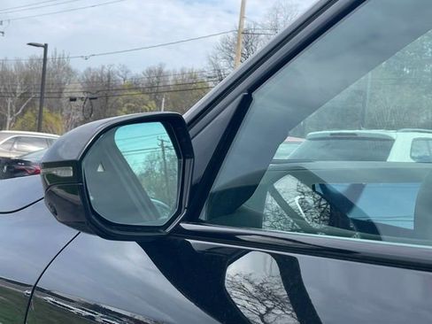 Used 2025 BMW X3 xDrive30i w/ Premium Package image 31