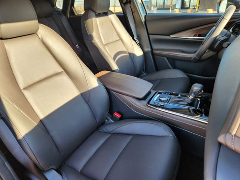 Used 2025 MAZDA CX-30 2.5 Turbo w/ Premium Plus Pkg image 15