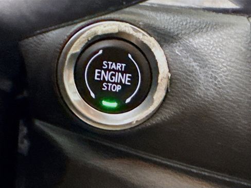 Used 2020 Buick Encore GX Select w/ Experience Buick Package image 21