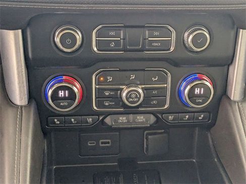 Used 2021 GMC Yukon XL SLT w/ SLT Luxury Plus Package image 22