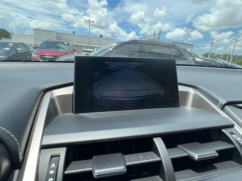 Used 2017 Lexus NX 300h AWD image 11