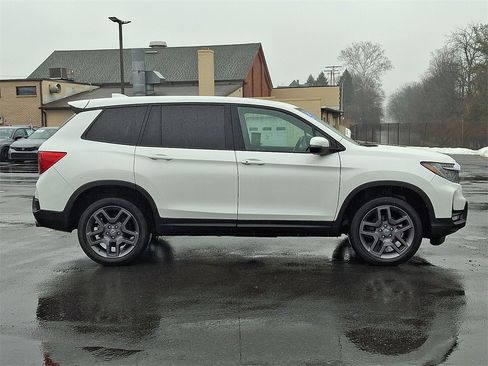 Used 2023 Honda Passport EX-L image 8