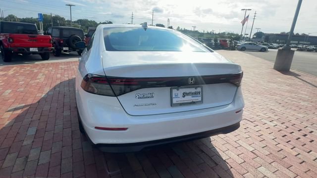 Certified 2024 Honda Accord EX image 9