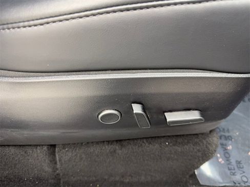 Used 2021 Tesla Model Y Long Range image 47