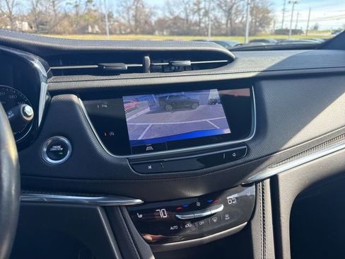 Used 2023 Cadillac XT5 Sportv image 17