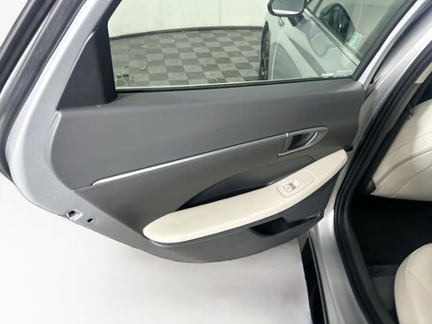 Used 2025 Hyundai Sonata SEL image 25