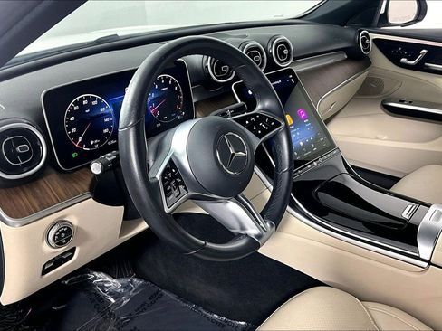 Used 2025 Mercedes-Benz C 300 Sedan image 13